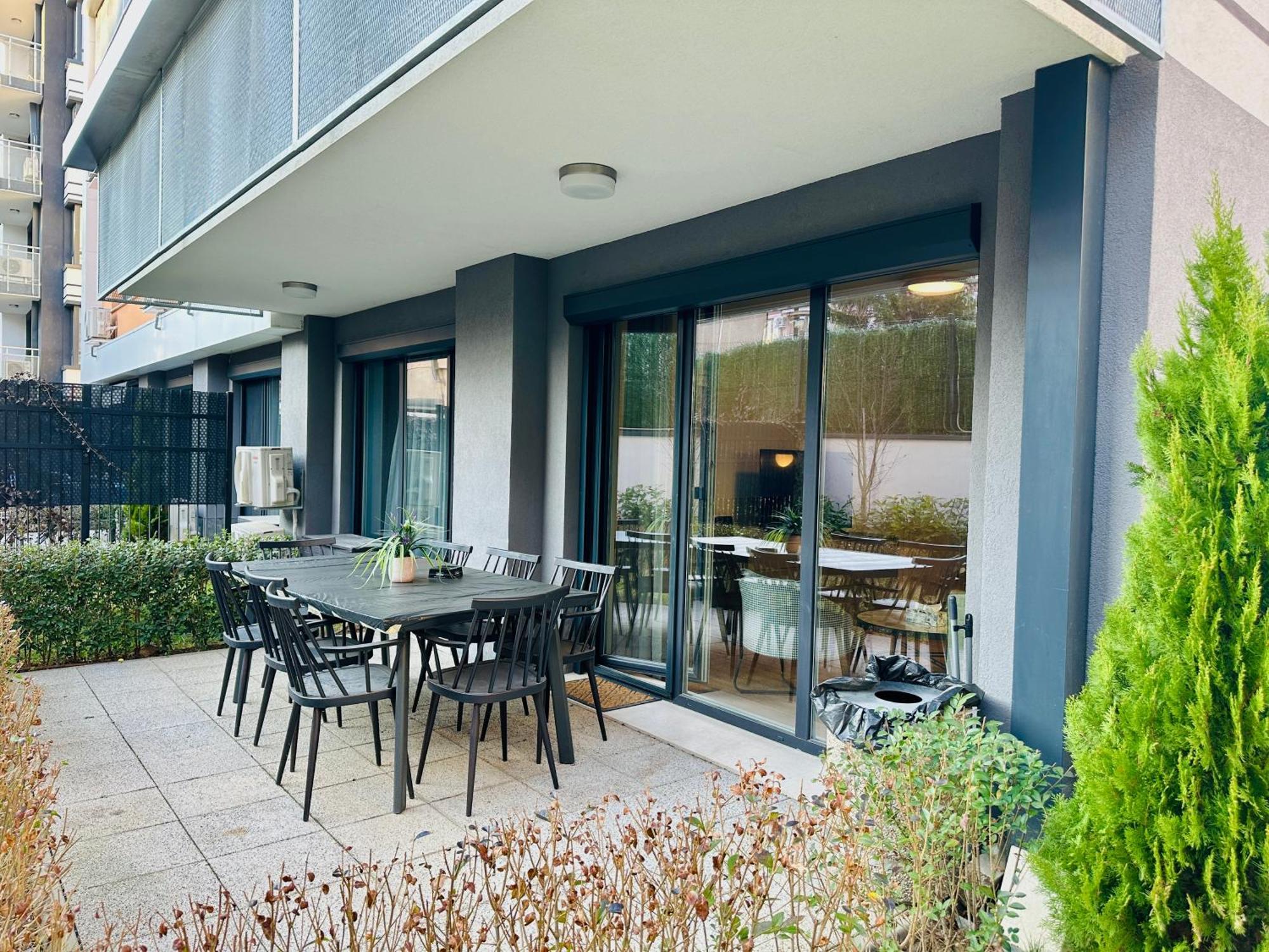 7Th Sense Boutique Apartments Софія Екстер'єр фото